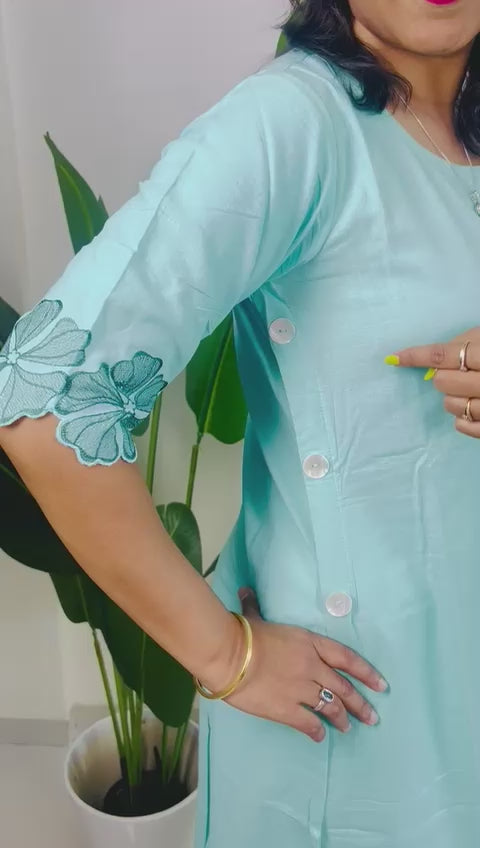 Aqua Bloom